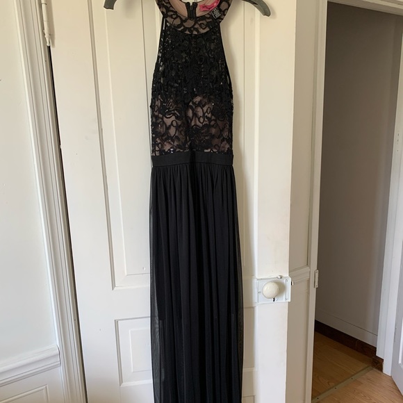 Morgan & Co. prom/event dress - Picture 1 of 6